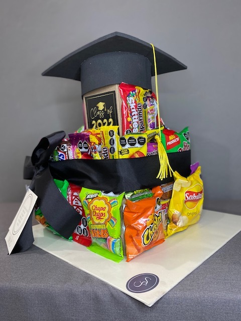TORRE DE DULCES GRADUACIÓN - Imagen 2
