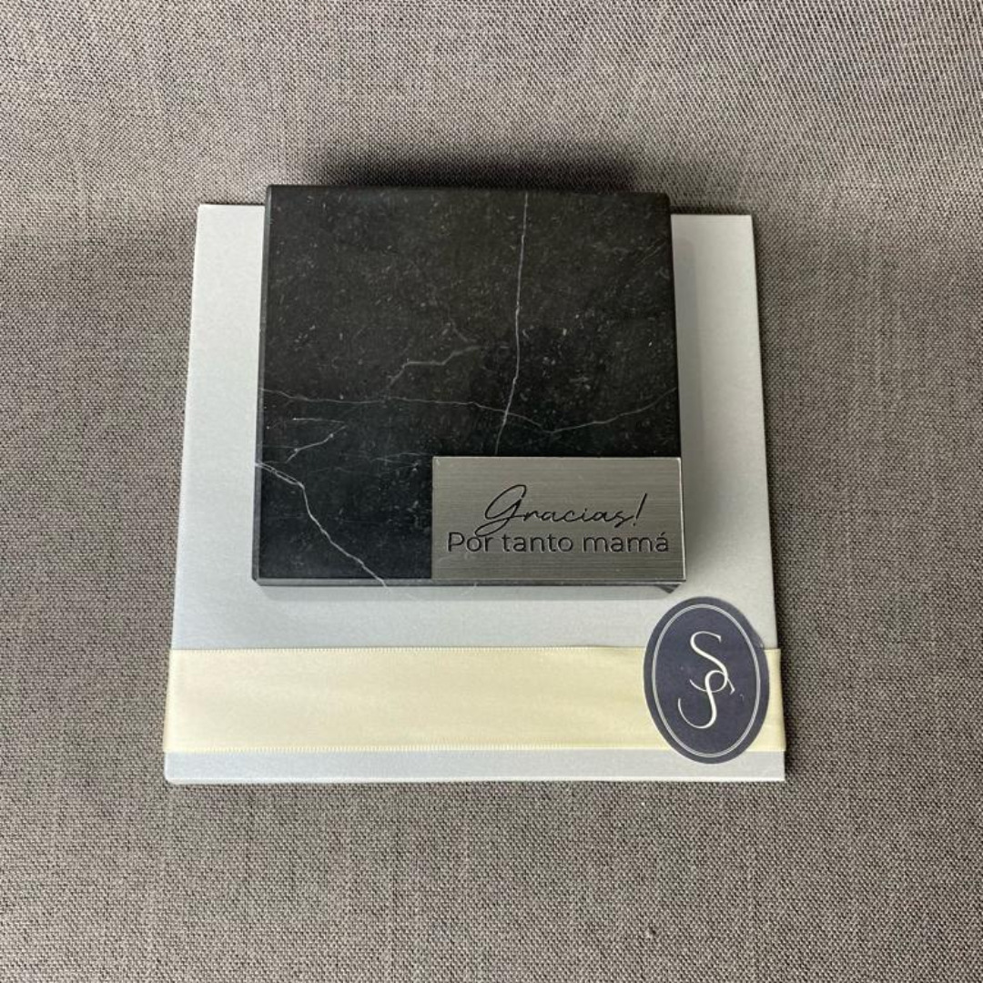 PLACA GRABADA EN LÁSER