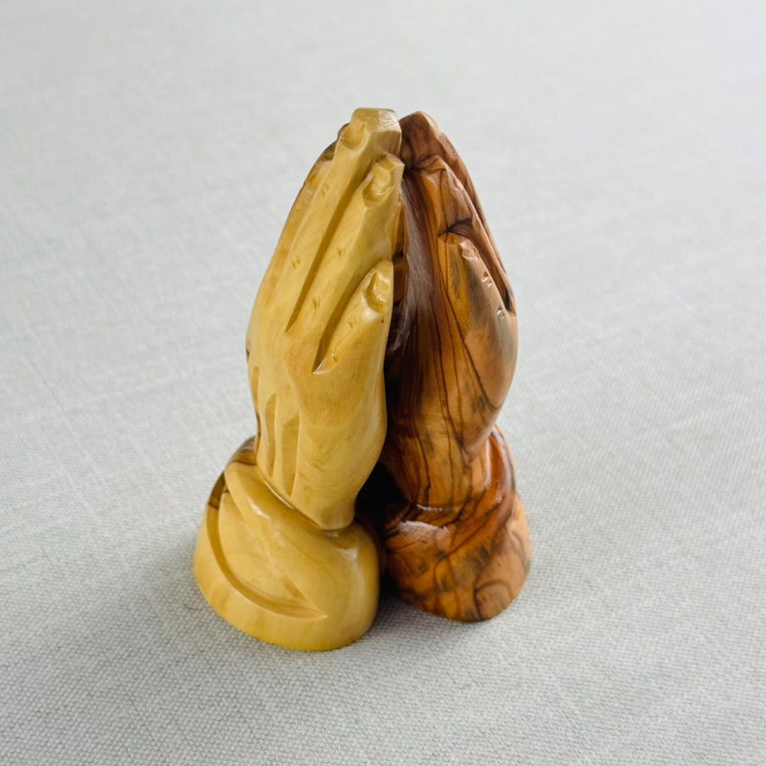 MANO TIERRA SANT CHICO